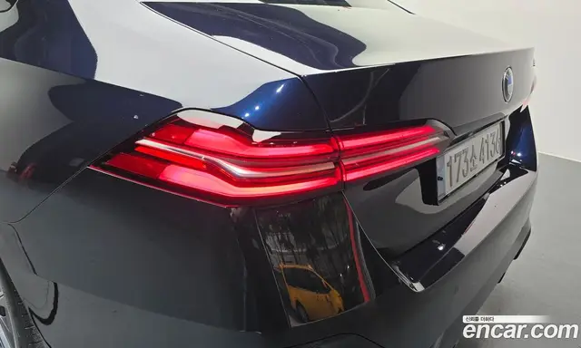 BMW 5 серия 2025 2.0 автомат (гидро), миниатюра 9