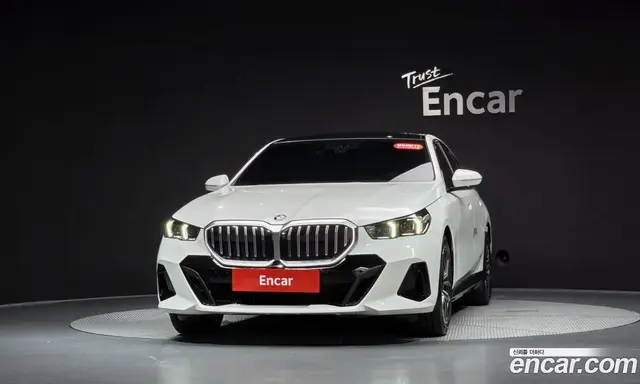 BMW 5 серия 2026 2.0 автомат (гидро), миниатюра 2