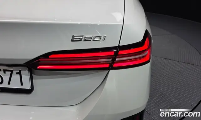 BMW 5 серия 2026 2.0 автомат (гидро), миниатюра 8