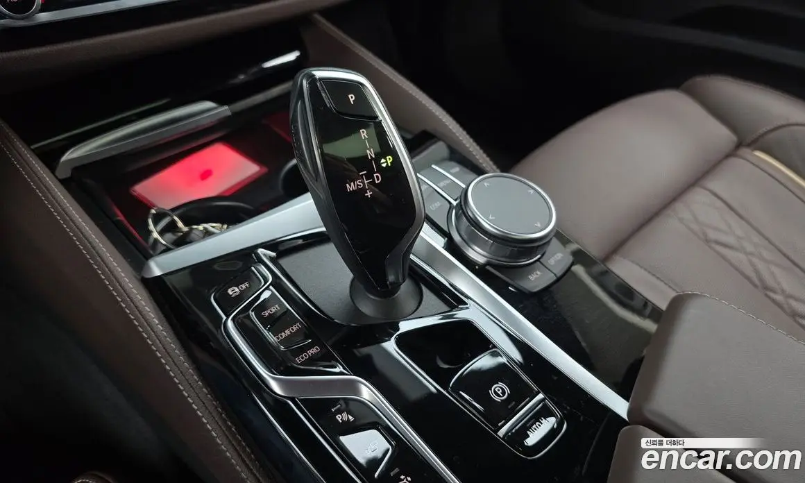 BMW 6 серия 2024 3.0 автомат (гидро), фото 12