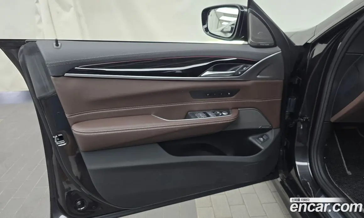 BMW 6 серия 2024 3.0 автомат (гидро), фото 14