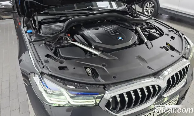 BMW 6 серия 2024 3.0 автомат (гидро), миниатюра 6