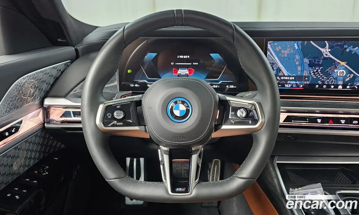 BMW i7 2023 0.3 автомат (гидро), фото 18