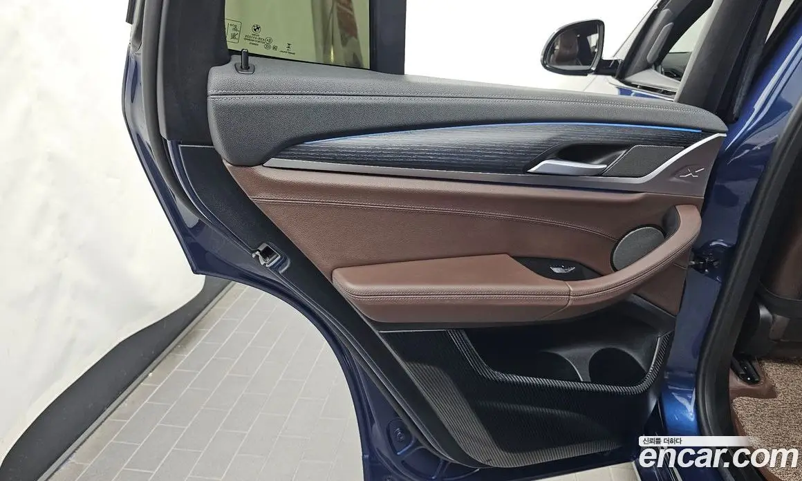 BMW iX3 2023 0.2 автомат (гидро), фото 15