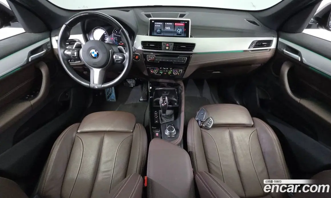 BMW X1 2022 2.0 автомат (гидро), фото 10