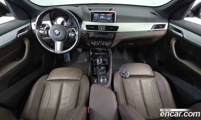 BMW X1 2022 2.0 автомат (гидро), миниатюра 10