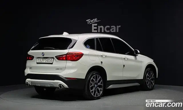 BMW X1 2022 2.0 автомат (гидро), миниатюра 2