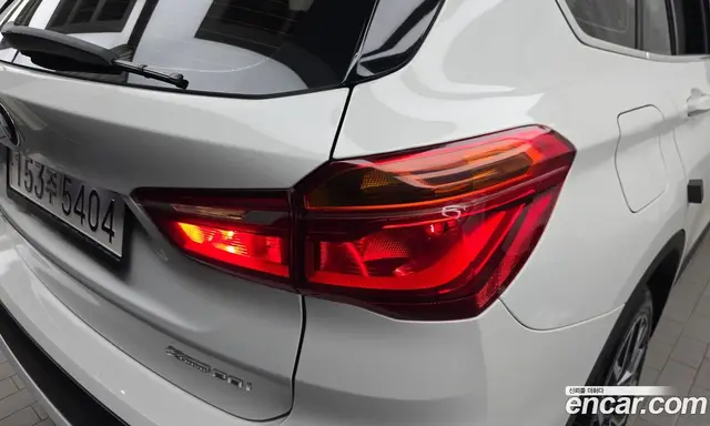 BMW X1 2022 2.0 автомат (гидро), миниатюра 9