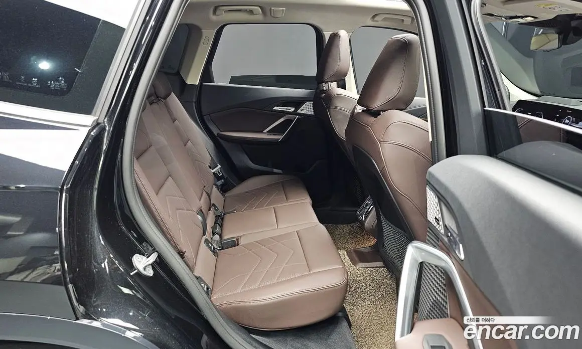 BMW X1 2024 2.0 автомат (гидро), фото 17