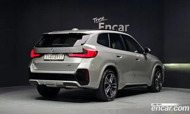 BMW X1 2025 2.0 автомат (гидро), миниатюра 2