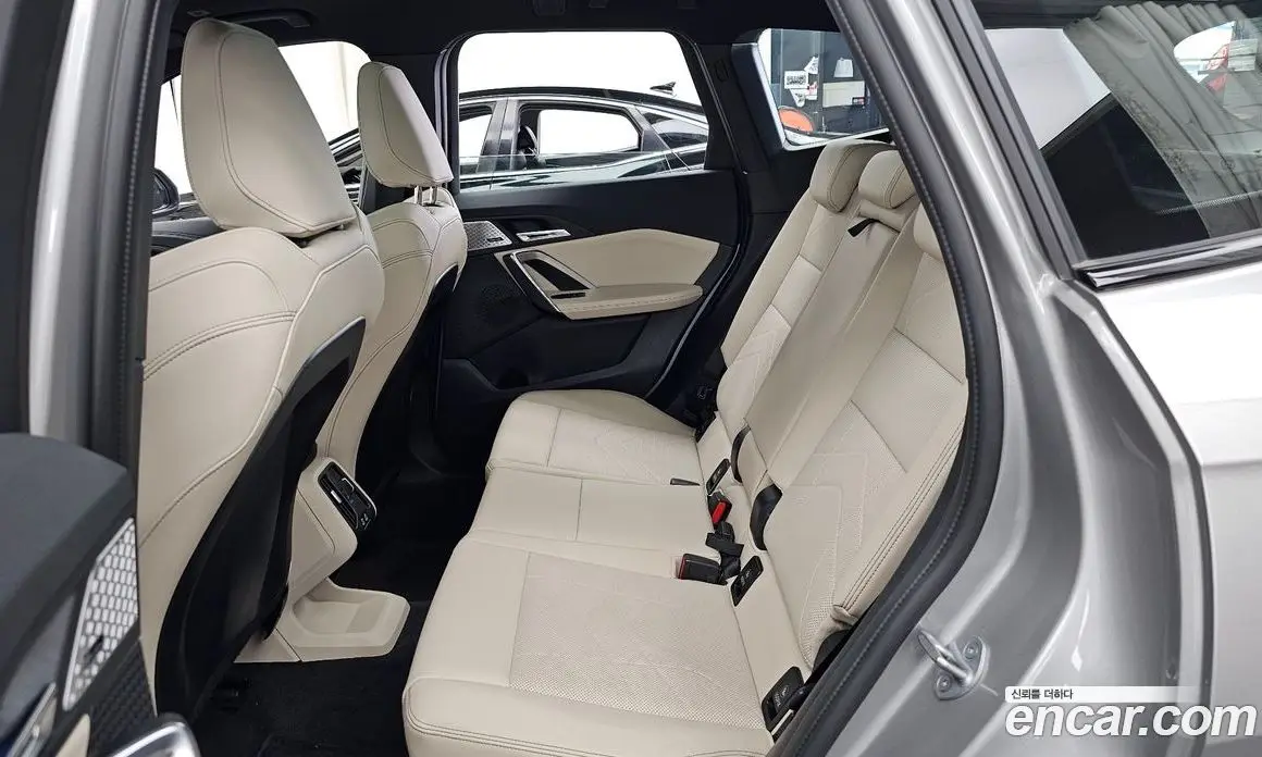 BMW X1 2025 2.0 автомат (гидро), фото 16
