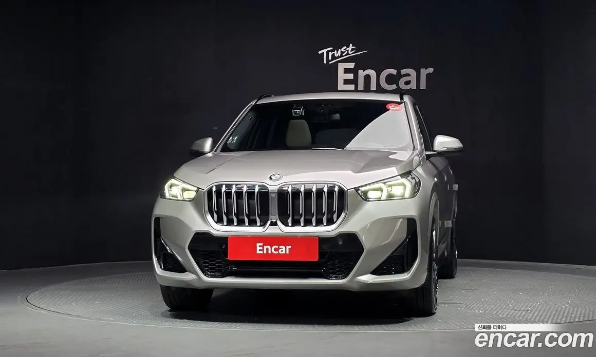 BMW X1 2025 2.0 автомат (гидро), фото 3