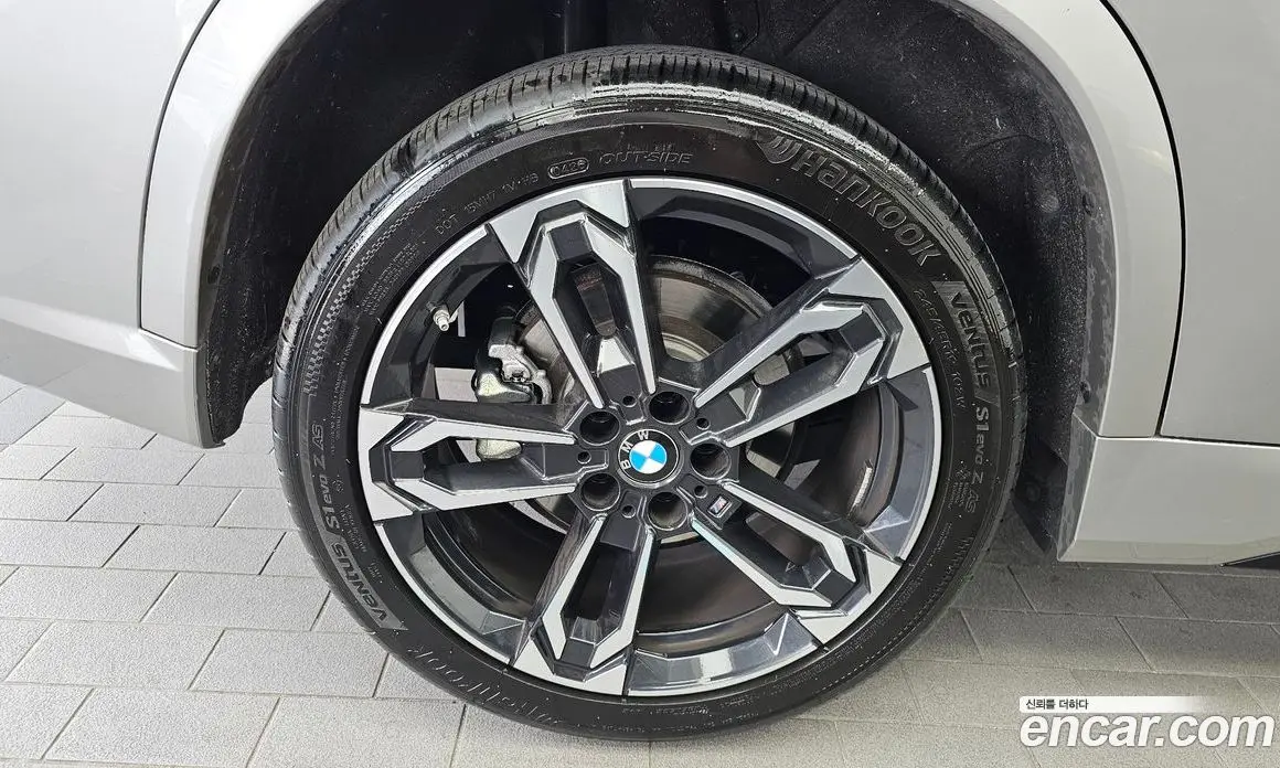 BMW X1 2025 2.0 автомат (гидро), фото 5