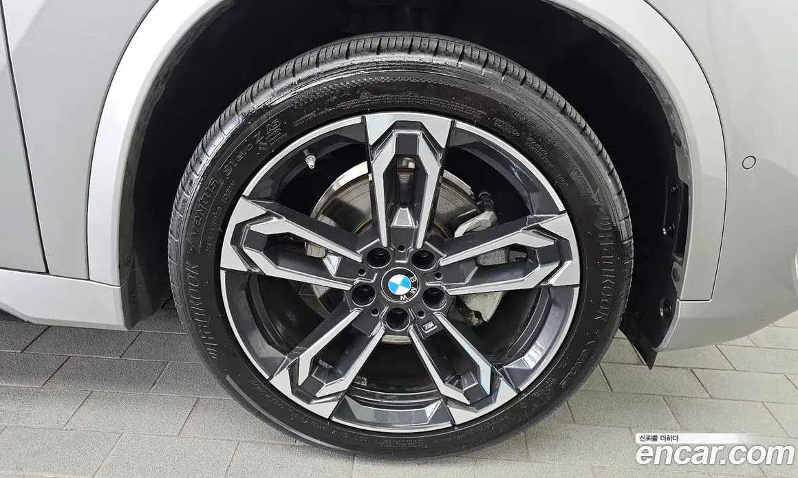 BMW X1 2025 2.0 автомат (гидро), фото 7