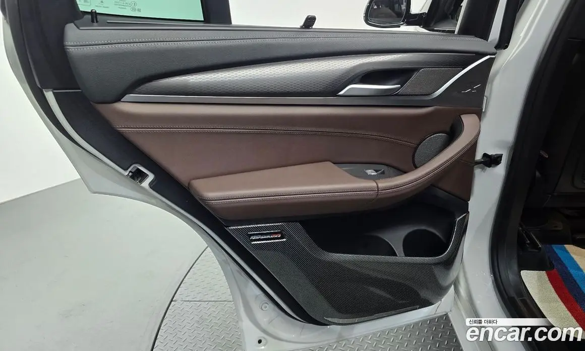 BMW X3 2024 2.0 автомат (гидро), фото 15