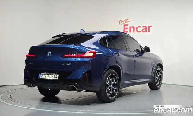 BMW X4 2023 2.0 автомат (гидро), миниатюра 2