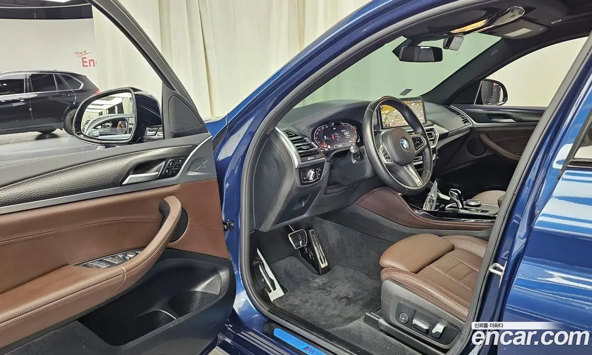 BMW X4 2023 2.0 автомат (гидро), фото 13