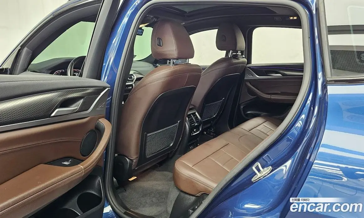 BMW X4 2023 2.0 автомат (гидро), фото 16