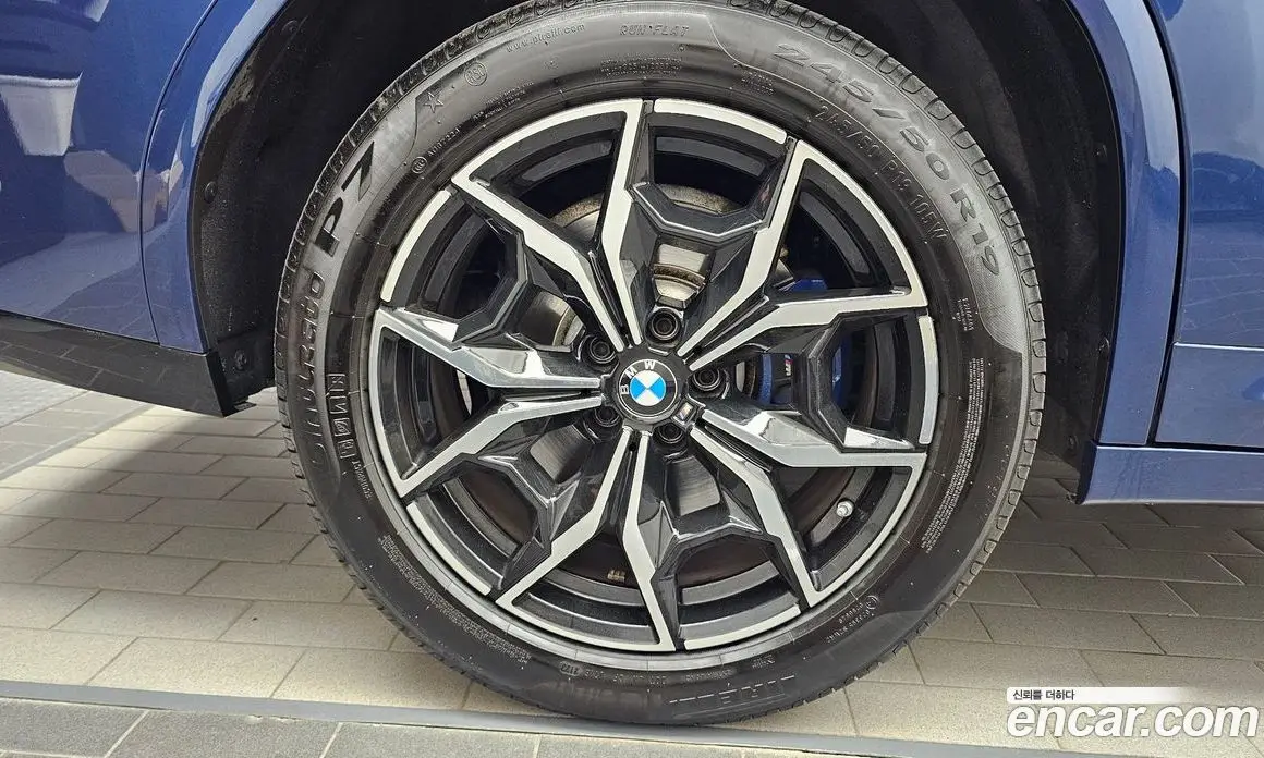 BMW X4 2023 2.0 автомат (гидро), фото 5