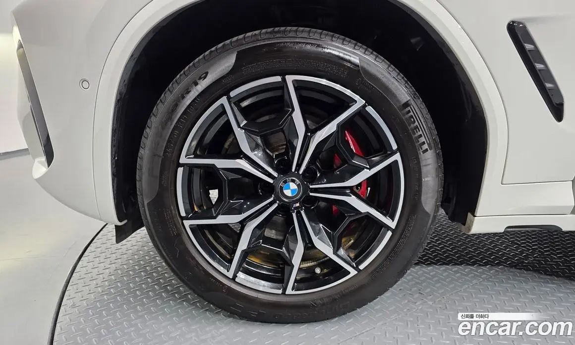 BMW X4 2023 2.0 автомат (гидро), фото 5 BMW X4 2023 2.0 автомат (гидро), фото 5
