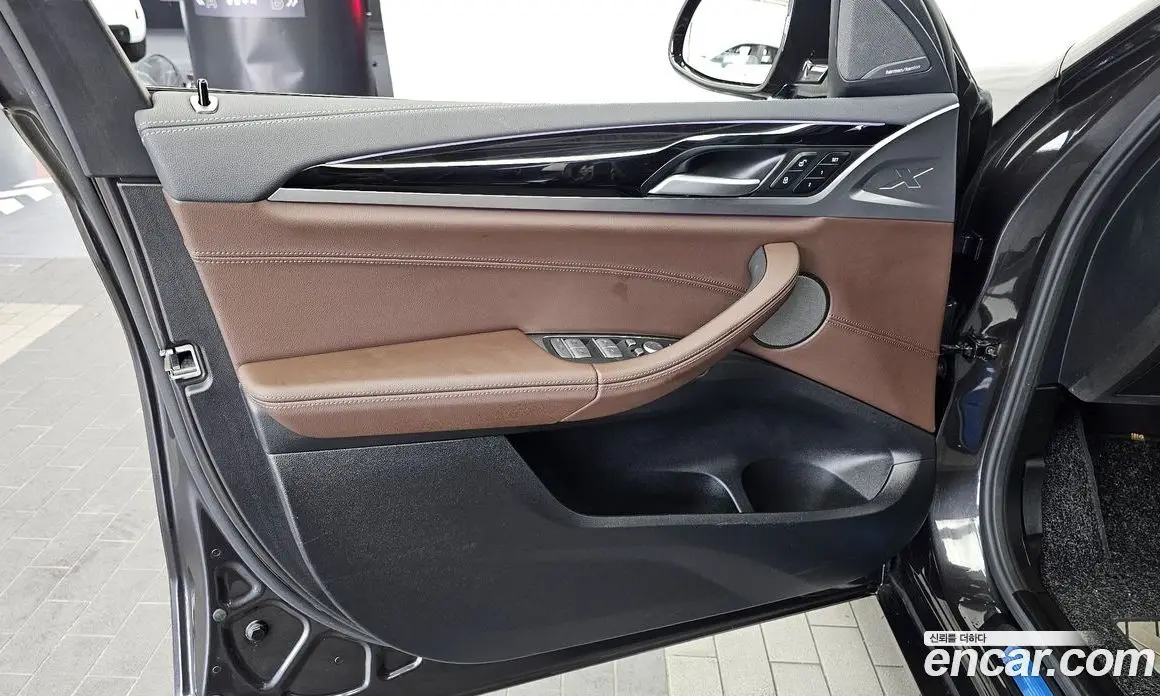 BMW X4 2024 3.0 автомат (гидро), фото 14
