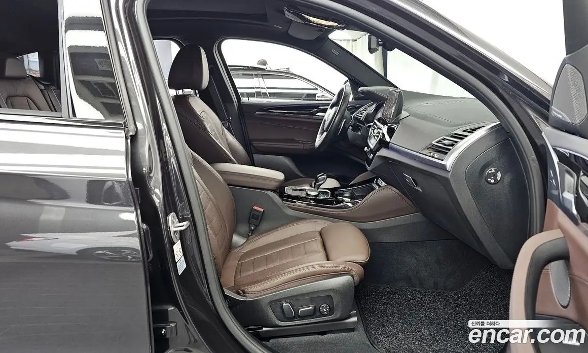 BMW X4 2024 3.0 автомат (гидро), фото 17