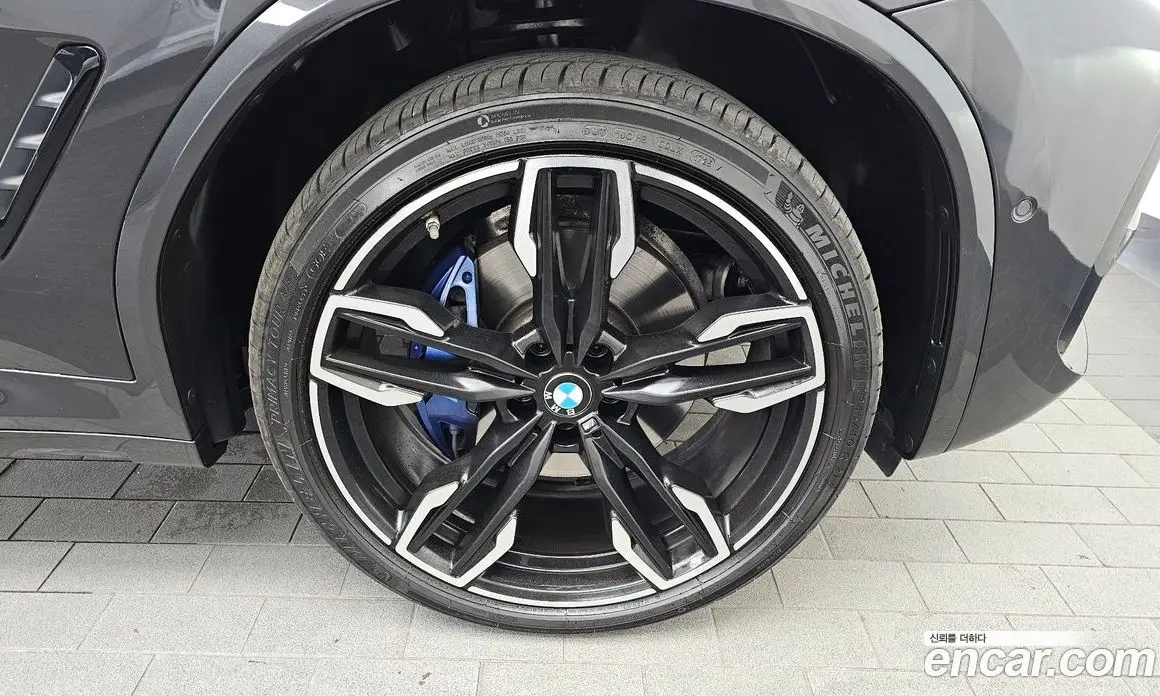 BMW X4 2024 3.0 автомат (гидро), фото 7