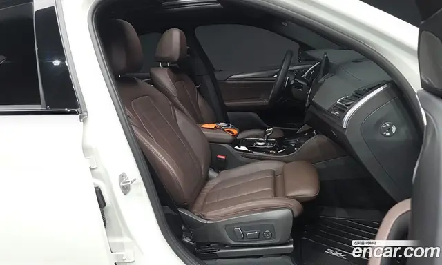 BMW X4 2025 2.0 автомат (гидро), миниатюра 11