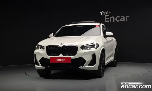 BMW X4 2025 2.0 автомат (гидро), миниатюра 3
