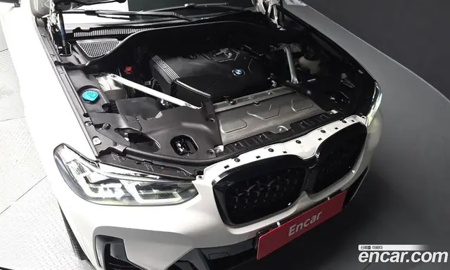 BMW X4 2025 2.0 автомат (гидро), миниатюра 6