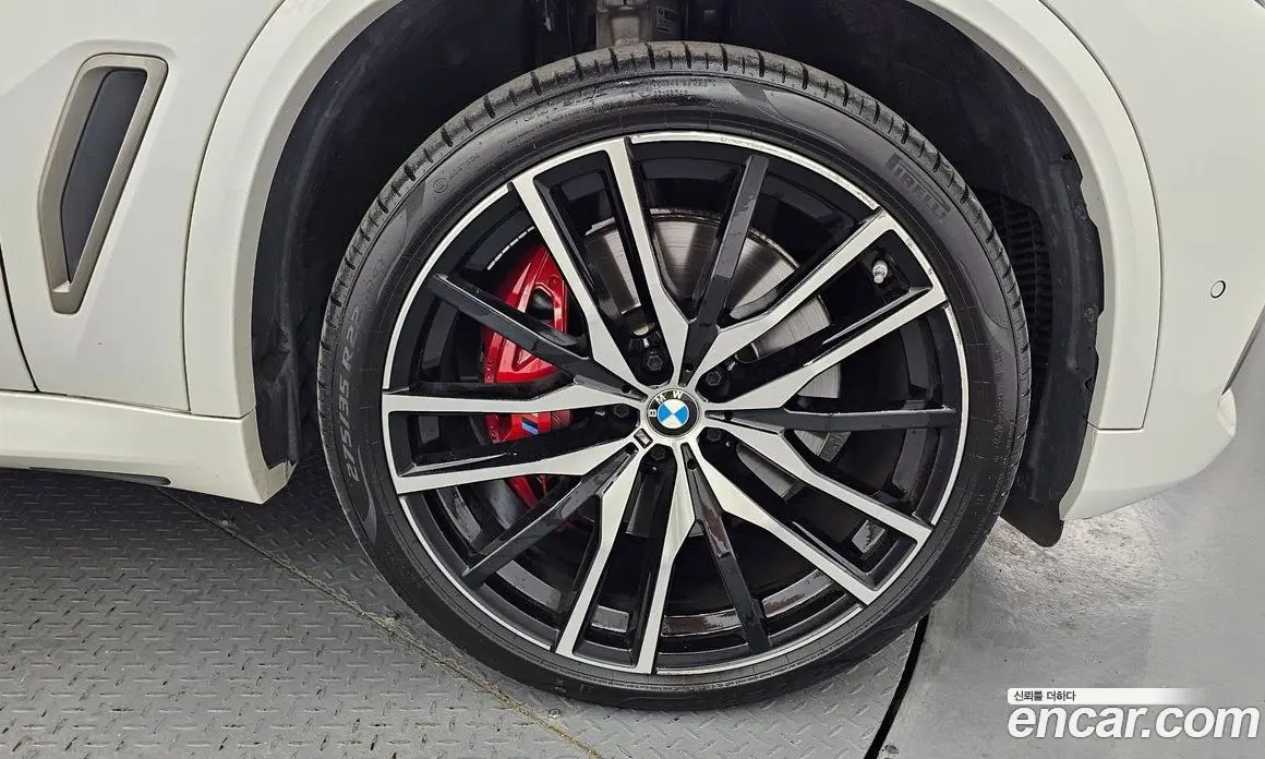 BMW X5 2022 4.4 автомат (гидро), фото 4 BMW X5 2022 4.4 автомат (гидро), фото 4