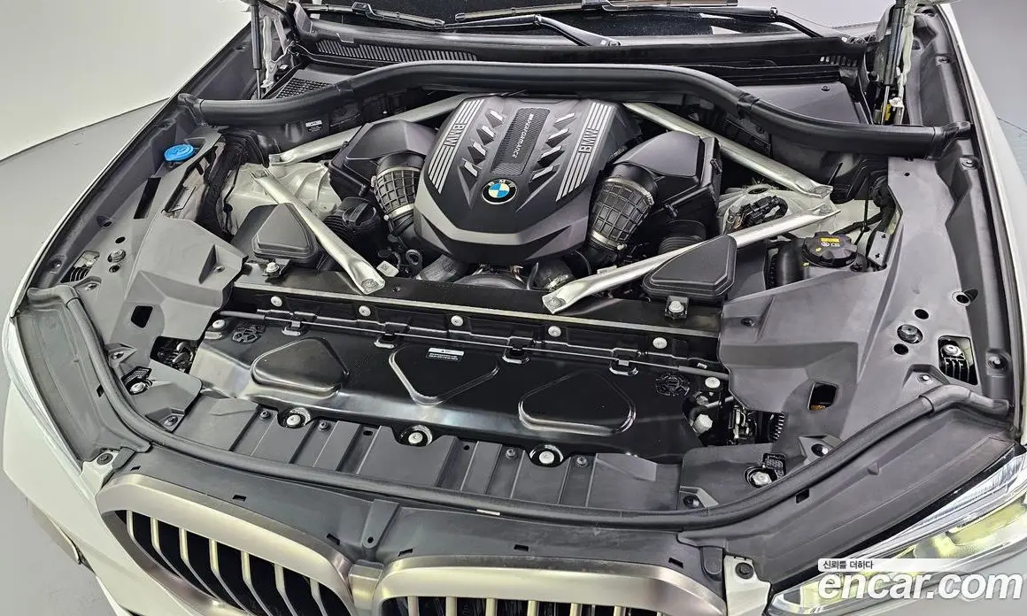 BMW X5 2022 4.4 автомат (гидро), фото 5 BMW X5 2022 4.4 автомат (гидро), фото 5