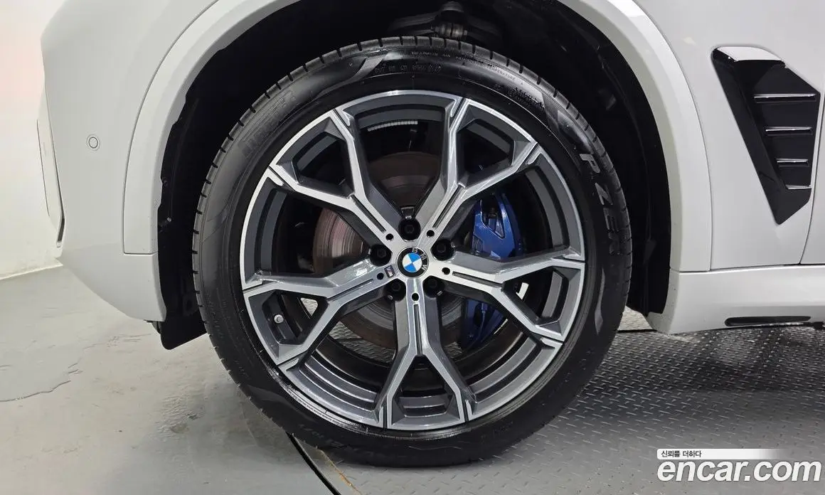 BMW X5 2024 3.0 автомат (гидро), фото 4