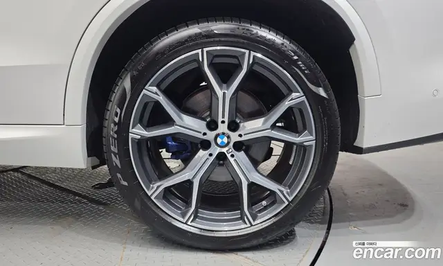 BMW X5 2024 3.0 автомат (гидро), миниатюра 6