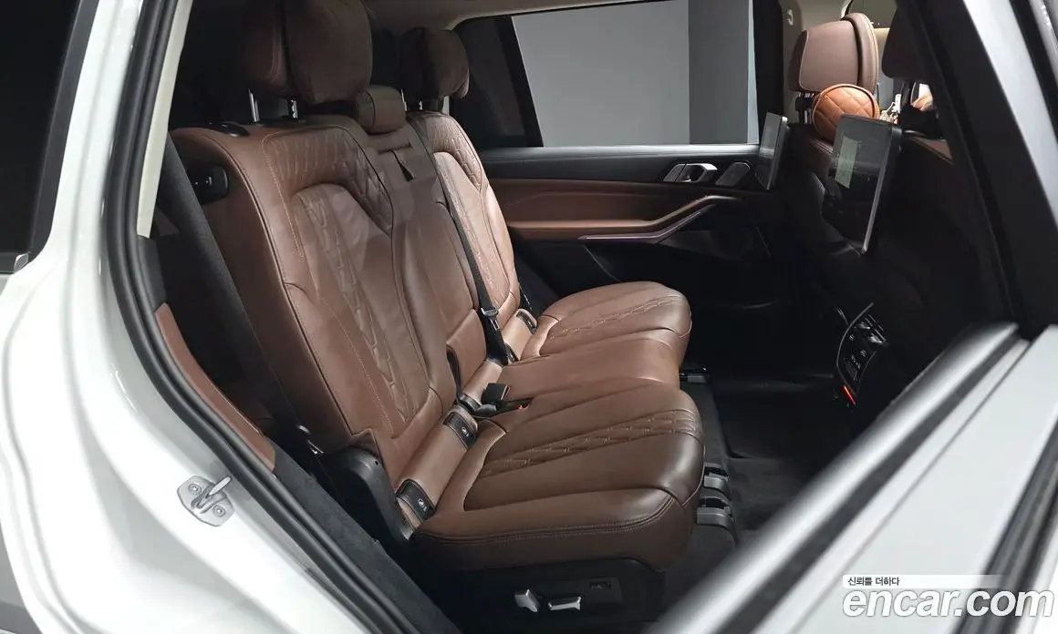 BMW X7 2021 3.0 автомат (гидро), фото 18 BMW X7 2021 3.0 автомат (гидро), фото 18