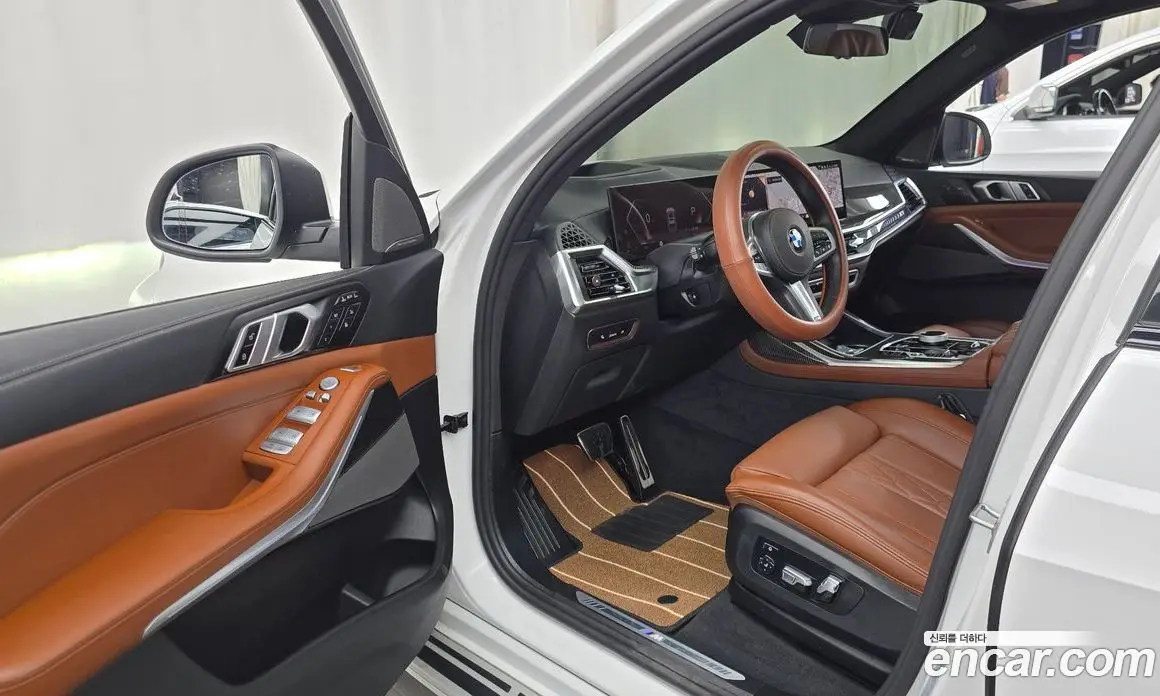 BMW X7 2025 3.0 автомат (гидро), фото 13