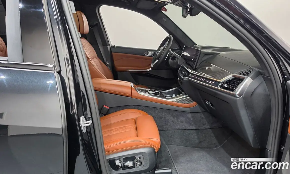 BMW X7 2025 3.0 автомат (гидро), фото 16 BMW X7 2025 3.0 автомат (гидро), фото 16