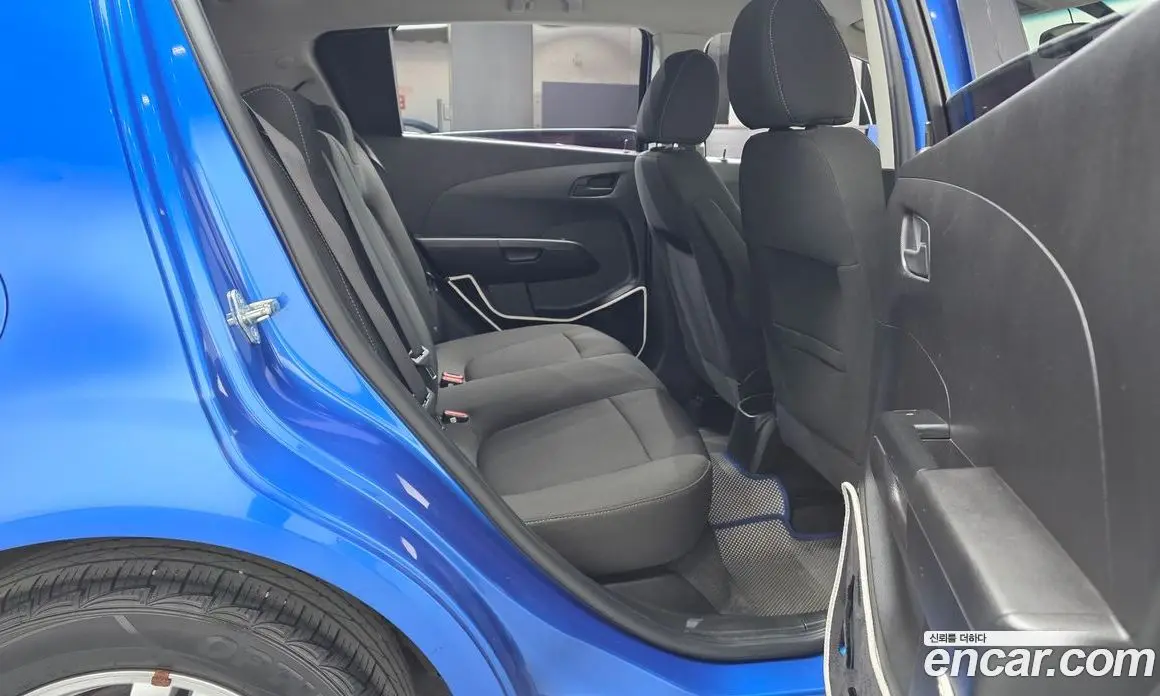 Chevrolet Aveo 2015 1.4 механика, фото 17
