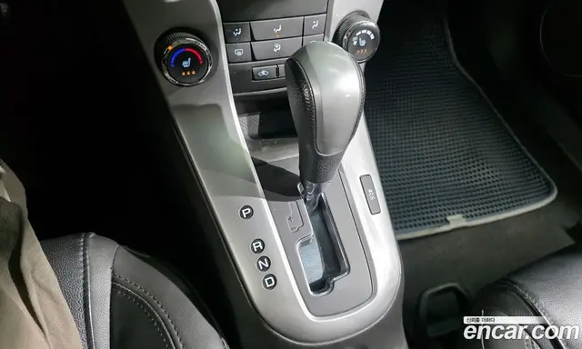 Chevrolet Cruze 2011 1.8 автомат (гидро), миниатюра 12