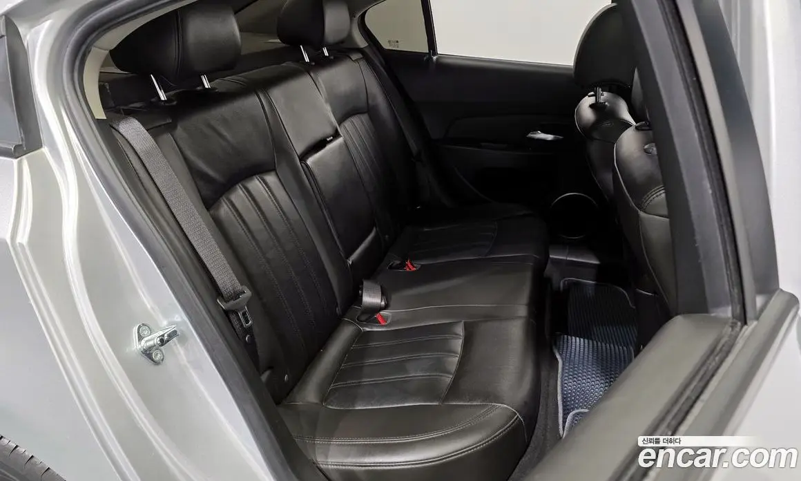 Chevrolet Cruze 2011 1.8 автомат (гидро), фото 16