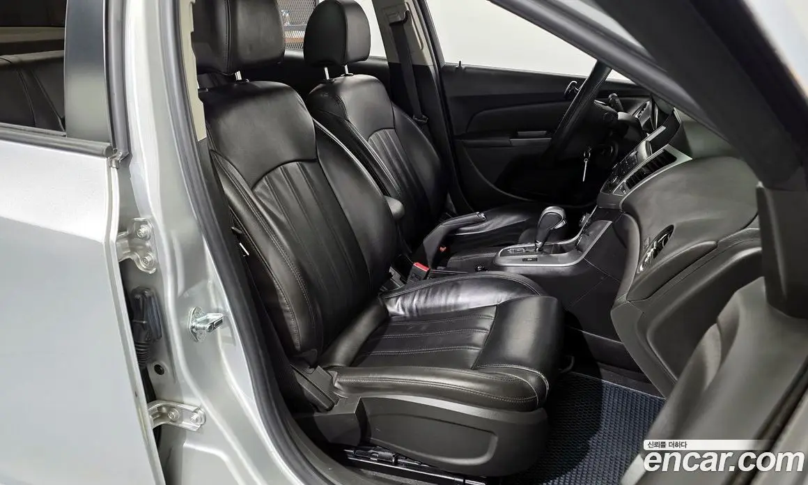 Chevrolet Cruze 2011 1.8 автомат (гидро), фото 18