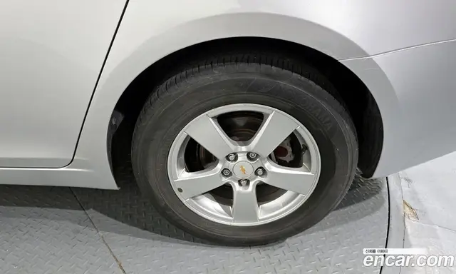 Chevrolet Cruze 2011 1.8 автомат (гидро), миниатюра 7