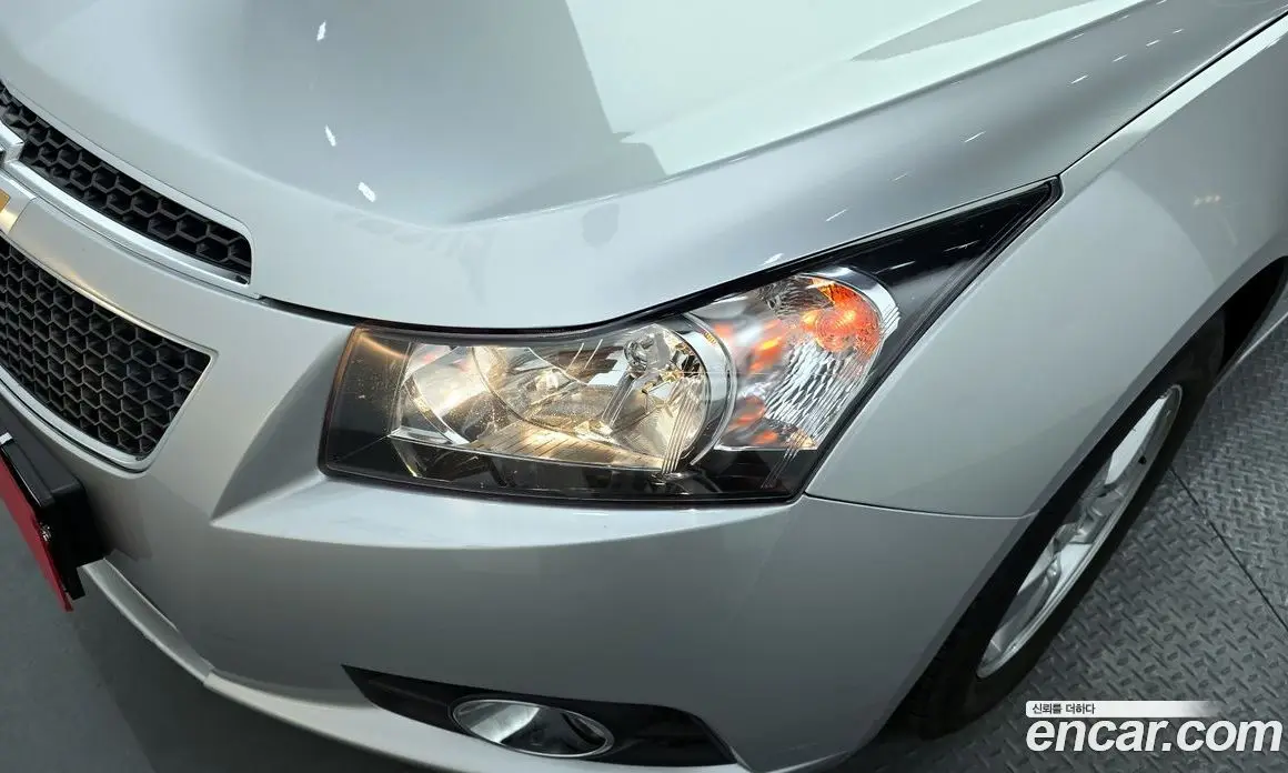 Chevrolet Cruze 2011 1.8 автомат (гидро), фото 8