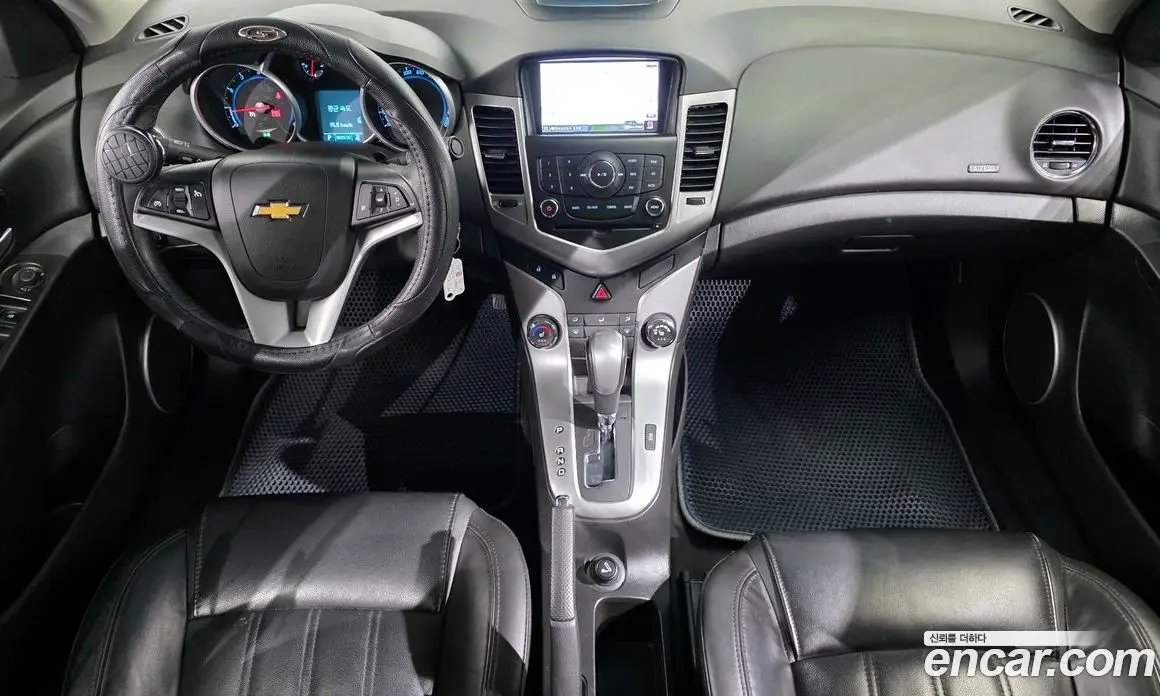 Chevrolet Cruze 2011 1.8 автомат (гидро), фото 10
