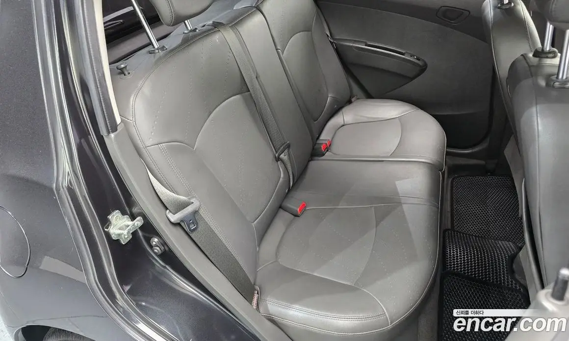 Chevrolet Spark 2014 1.0 автомат (гидро), фото 17