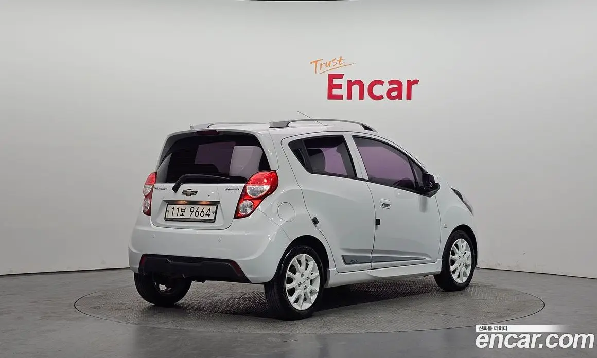 Chevrolet Spark 2015 1.0 автомат (гидро), фото 2 Chevrolet Spark 2015 1.0 автомат (гидро), фото 2