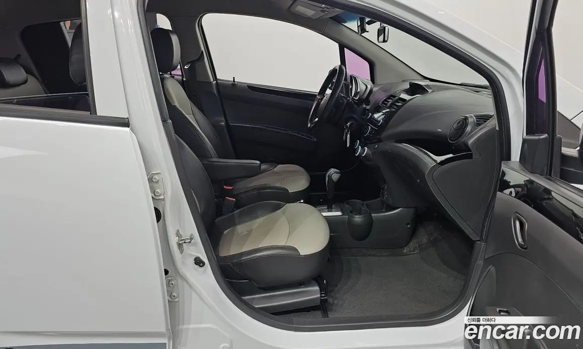 Chevrolet Spark 2015 1.0 автомат (гидро), фото 16 Chevrolet Spark 2015 1.0 автомат (гидро), фото 16