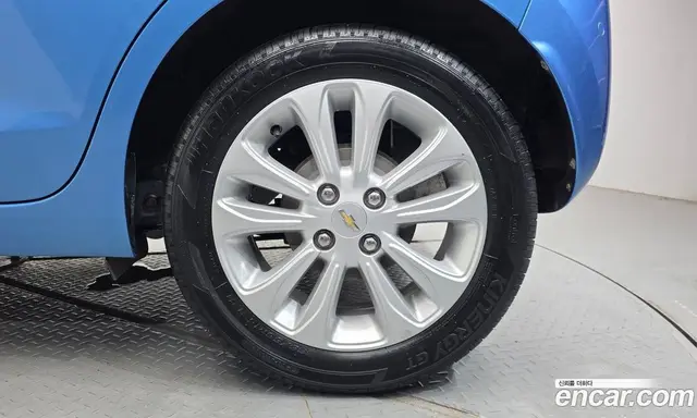 Chevrolet Spark 2015 1.0 автомат (гидро), миниатюра 7