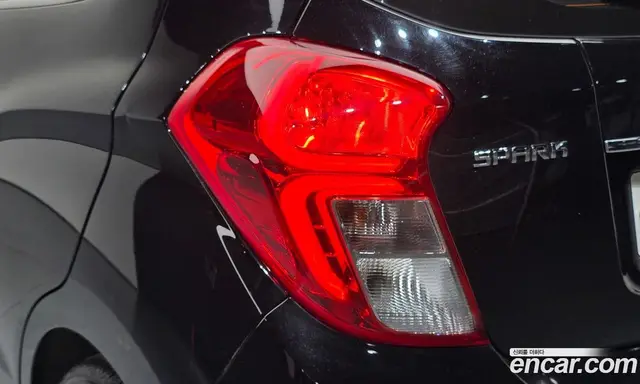 Chevrolet Spark 2016 1.0 автомат (гидро), миниатюра 9