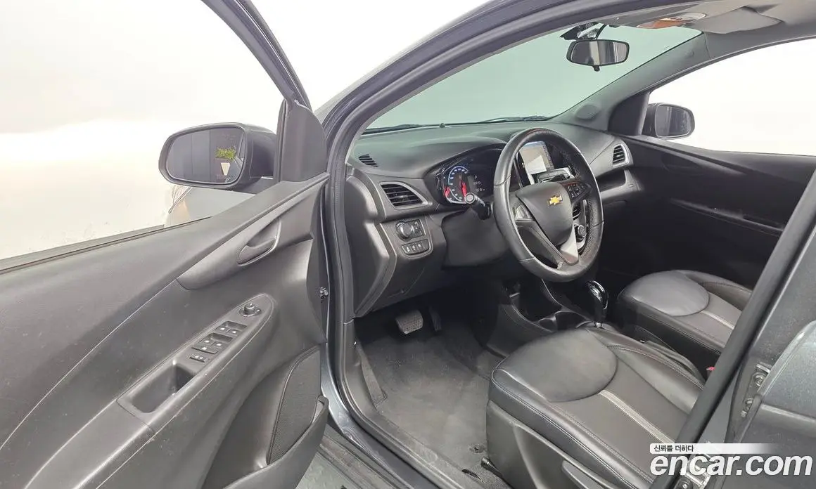 Chevrolet Spark 2019 1.0 автомат (гидро), фото 13